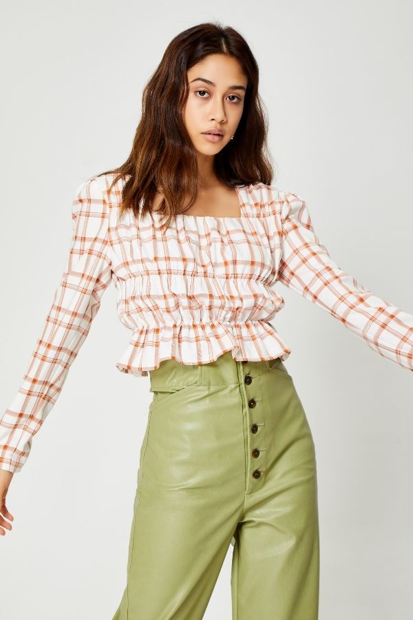 GHOSPELL - FRAME SQUARE NECK